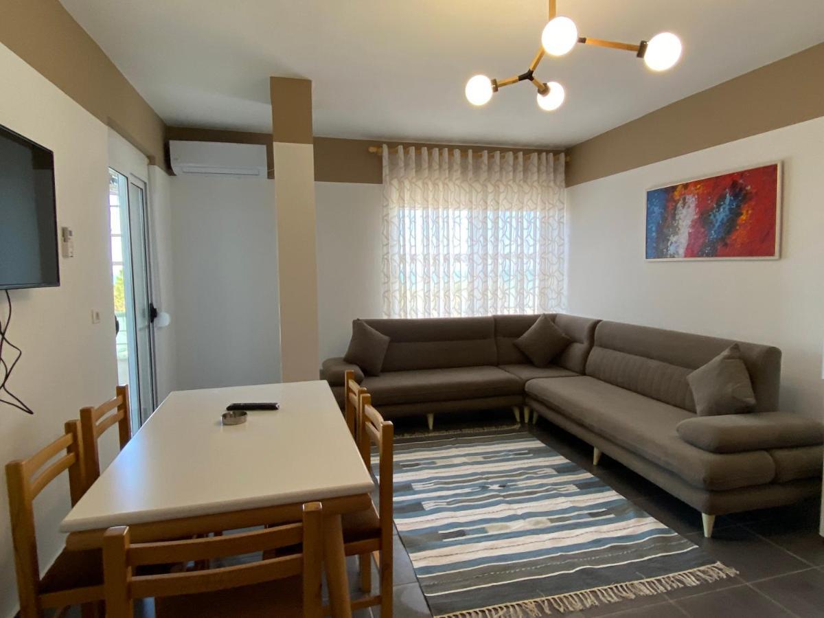 Bellavista Qerret Apartment 1 골렘 외부 사진