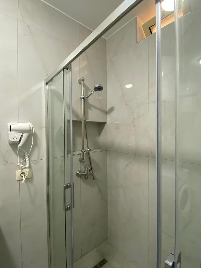 Bellavista Qerret Apartment 1 골렘 외부 사진