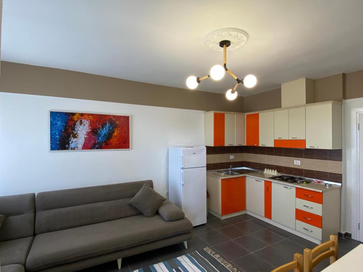 Bellavista Qerret Apartment 1 골렘 외부 사진