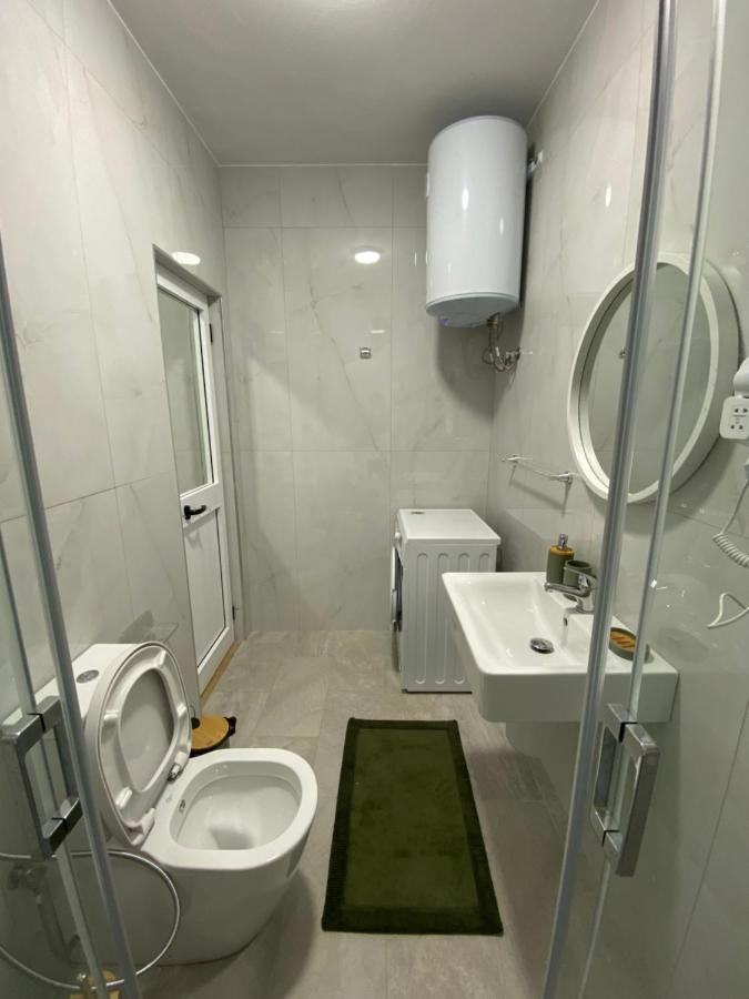 Bellavista Qerret Apartment 1 골렘 외부 사진
