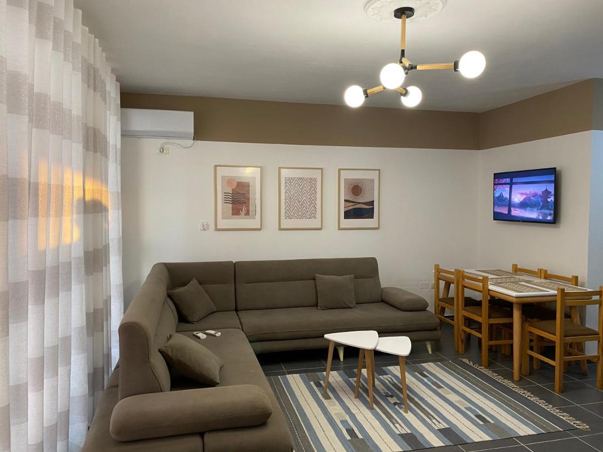 Bellavista Qerret Apartment 1 골렘 외부 사진