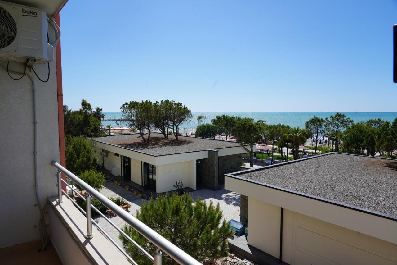 Bellavista Qerret Apartment 1 골렘 외부 사진